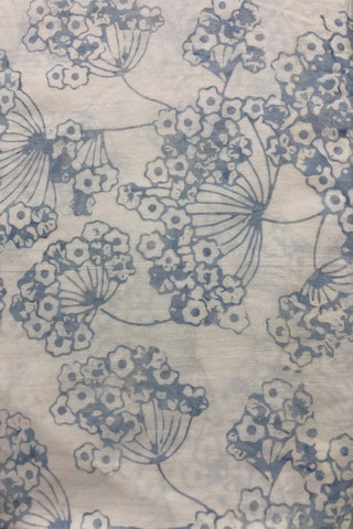 White - Blue flowers on white background- Maywood studio Bali (sold in 25cm units)